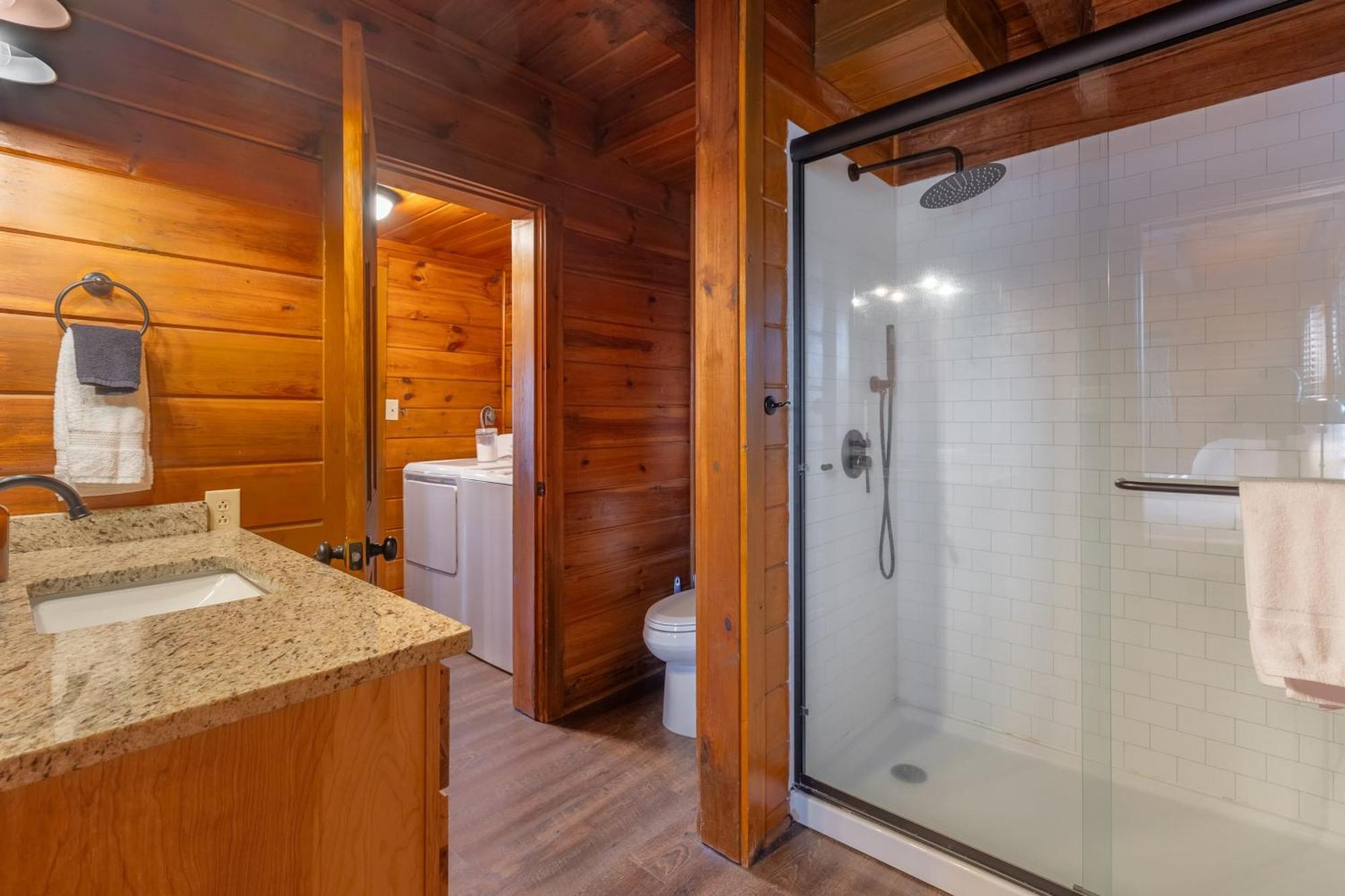 Dudley II By Avantstay Comfortable Cabin W Hot Tub Views Пиджен-Фордж Экстерьер фото
